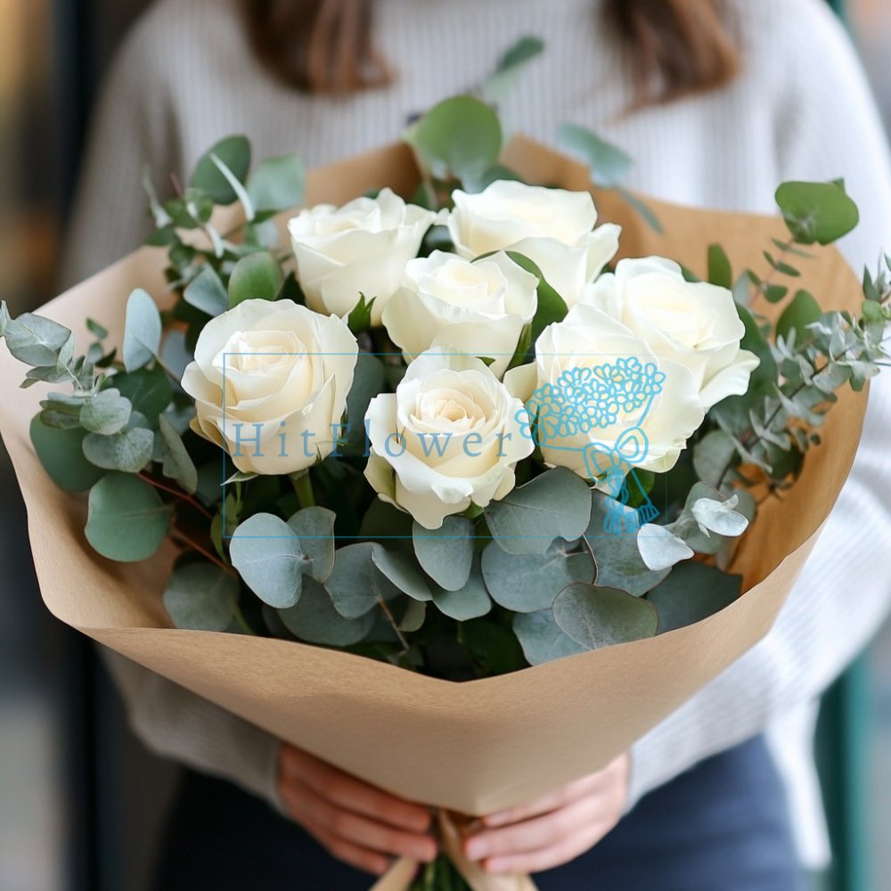 Букет 7 белых роз в эвкалипте Букет роз 7 белых роз в эвкалипте